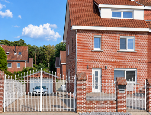                                         Maison d’angle à vendre à Houthalen, € 459.000
