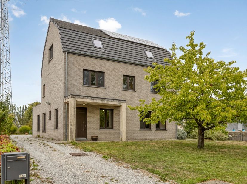 Huis te koop in Laakstraat 130,
                    3582 Koersel