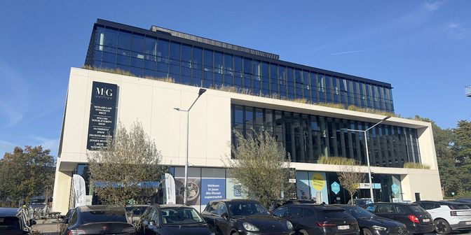 Bedrijfsvastgoed te huur in Kortrijksesteenweg 1072 bus 1.1, 9051 Sint-Denijs-Westrem