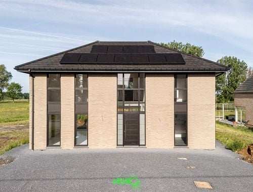                                        Maison à vendre à Wihéries, € 440.000
