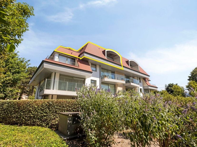 Appartement te koop in Elzendreef 6 bus 301,
                    8660 De Panne