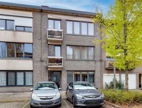                                         Appartement à vendre à Mortsel, € 229.000
