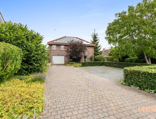                                        Woning te koop in Erembodegem, € 579.000
