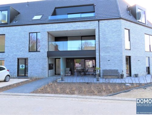                                         Appartement à louer à As, € 850
