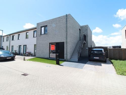                                         Appartement te huur in Roeselare, € 850
