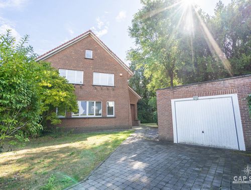                                         Villa te koop in Sint-Genesius-Rode, € 695.000
