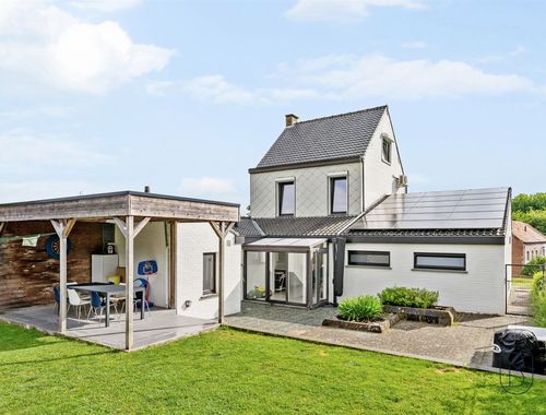                                         Woning te koop in Ruien, € 375.000
