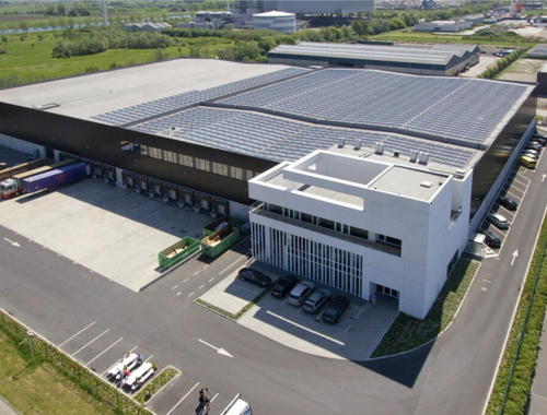                                         Bâtiment d’entreprise à louer à Brugge, € 71.143
