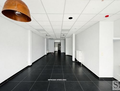                                         Rez-de-chaussée commercial à vendre à Willebroek, € 244.500
