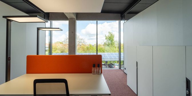 Bedrijfsvastgoed te huur in Houtskoolstraat 16, 8800 Roeselare