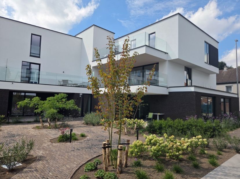 Droomt u van wonen in een gloednieuw, kwalitatief en energiezuinig appartement? Grijp dan nu uw kans!<br />
Bezoek dit unieke nieuwbouwproject in het