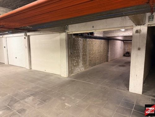                                         Box à vendre à Knokke, € 125.000
