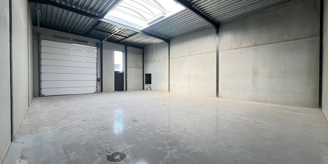 Bedrijfsvastgoed te huur in Sarosstraat 16, 9290 Berlare