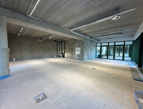                                         Commerce à louer à Berchem, € 2.875
