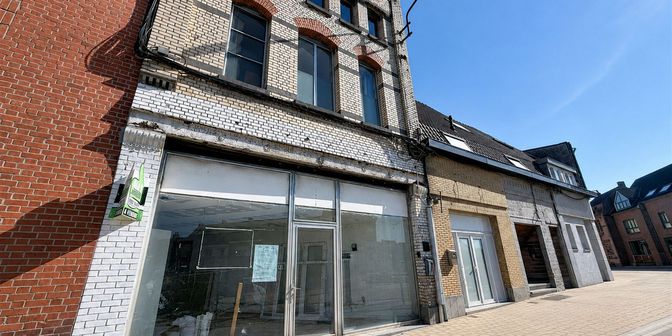 Bien professionnel à vendre à 7700 Mouscron