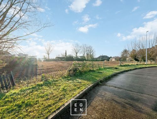                                         Bouwgrond te koop in Assebroek, € 230.000
