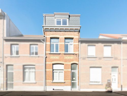                                         Maison à vendre à Hoboken, € 389.000
