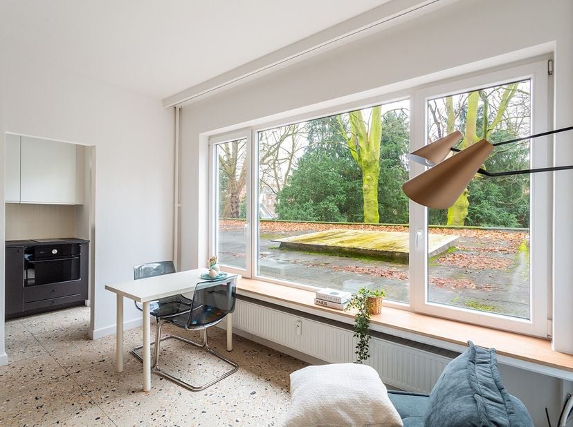 Appartement à louer
                    à 2018 Antwerpen