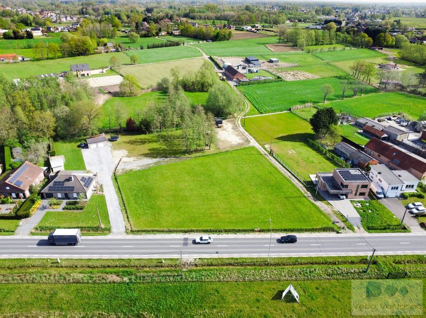 Gunstig gelegen perceel bouwgrond van 971 m² voor vrijstaande woning te Heist-op-den-Berg.<br />
<br />
De grond bevindt zich nabij centra met winkels