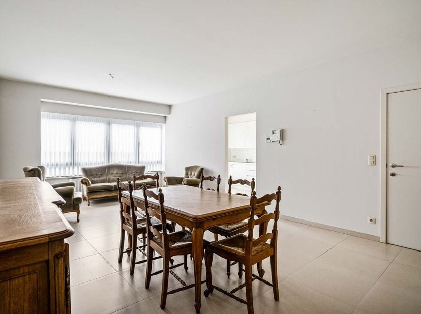 Appartement de 2 chambres, prêt à emménager et économe en énergie, situé en centre-ville<br />
L'appartement se trouve dans une petite résidence dont