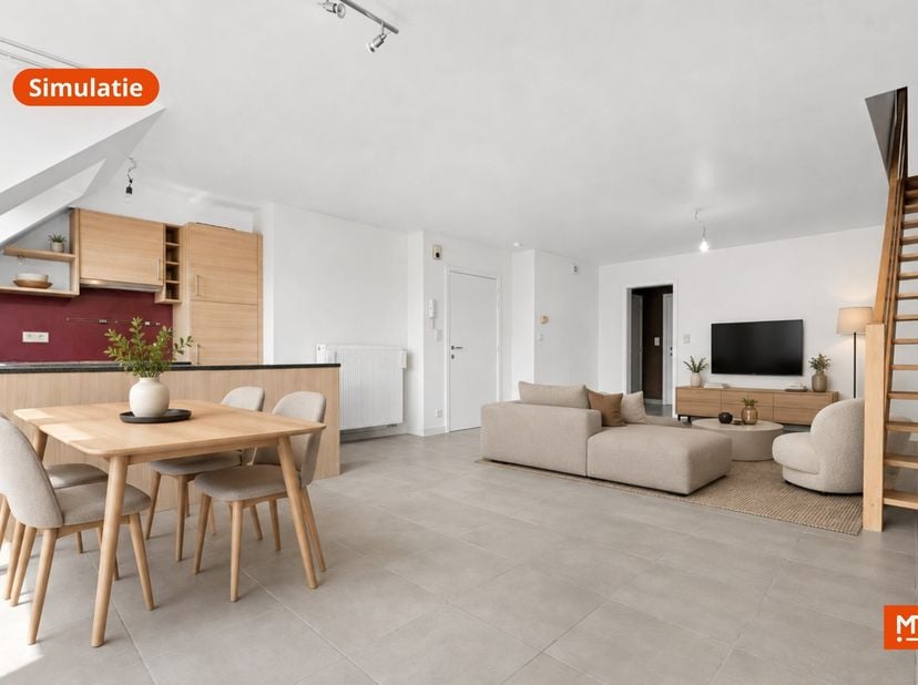 In de dorpskern van Beselare, op wandelafstand van winkels, scholen en alle dagelijkse voorzieningen, vinden we dit op te frissen duplexappartement. H