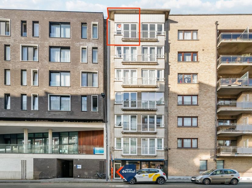 Charmant appartement 1 chambre au 6e étage, à proximité de la place Léopold I et à quelques pas de la plage, du centre-ville, des commerces, des resta