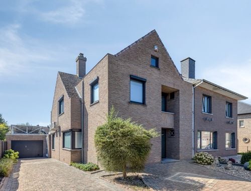                                         Villa à vendre à Ninove, € 519.000

