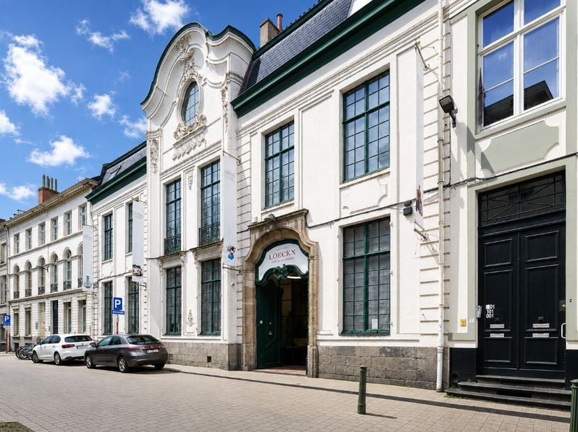 Een zeldzame kans op de Gentse vastgoedmarkt!<br />
<br />
Het voormalige ‘Hotel van Goethem’: een uitzonderlijk 18de-eeuws stadspaleis in rococostijl