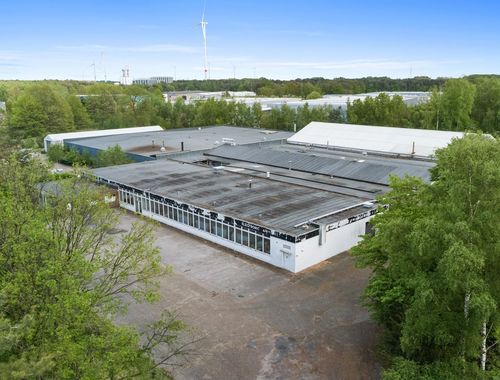                                         Bâtiment d’entreprise à vendre à Tessenderlo, € 3.600.000
