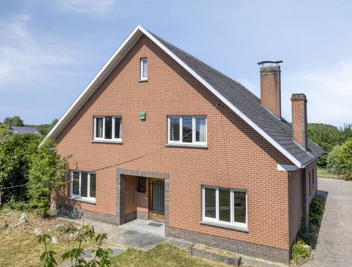                                         Villa te koop in La Hulpe, € 795.000
