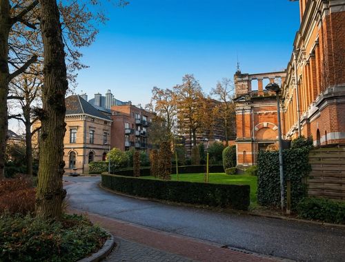                                         Staanplaats te koop in Leuven, € 28.000
