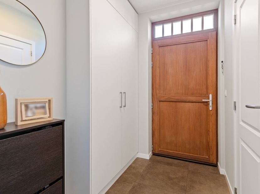 LIGGING:<br />
<br />
Welkom in de Lijsterstraat 26B te Katermeer (Paal), waar u dagelijks geniet van rust, privacy en een landelijke omgeving. Tege