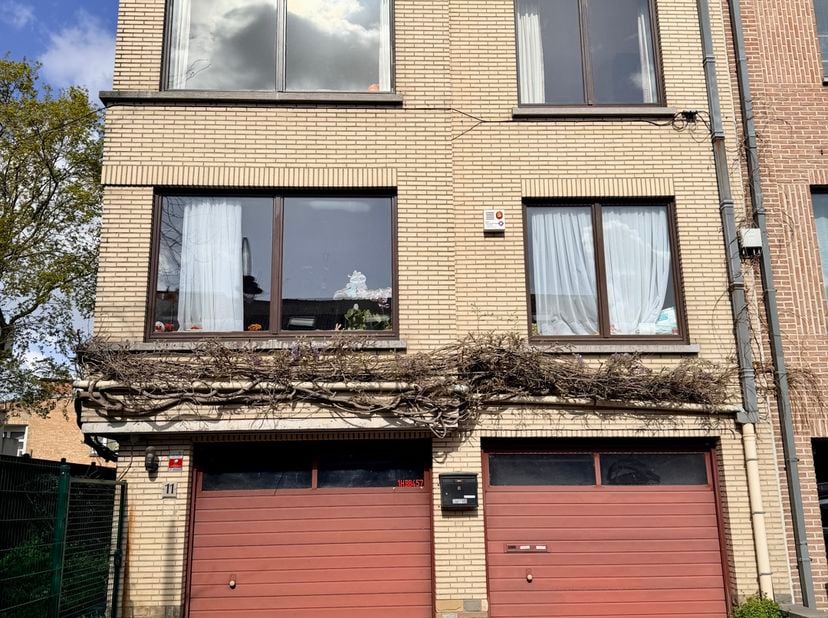 Appartement te koop
                    in 1082 Sint-Agatha-Berchem
