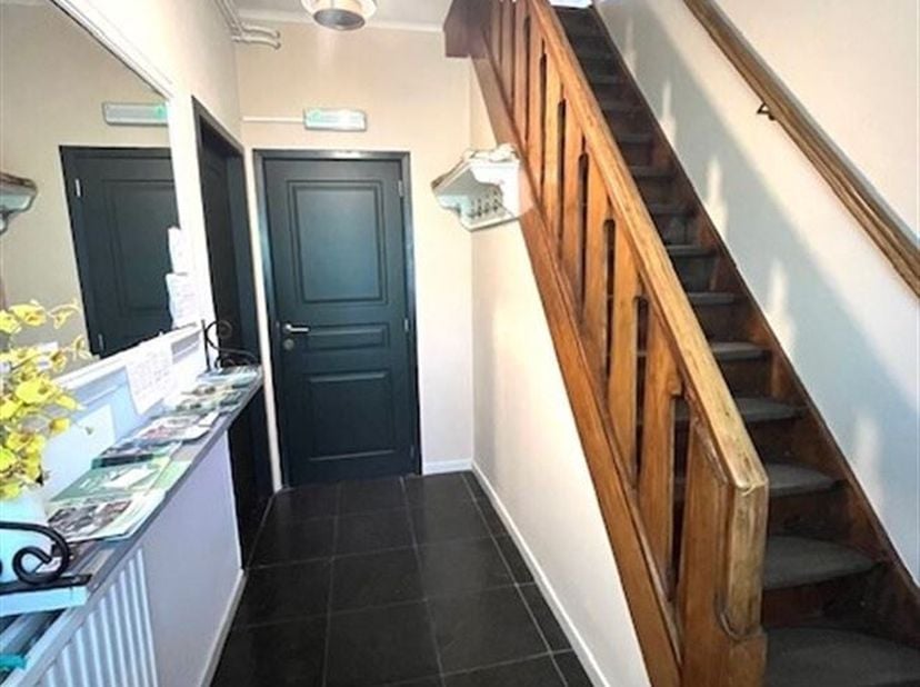 Charmante maison rurale avec beaucoup de potentiel.<br />
Vous recherchez de l'espace, de la tranquillité et de la flexibilité ?<br />
Cette maison ru