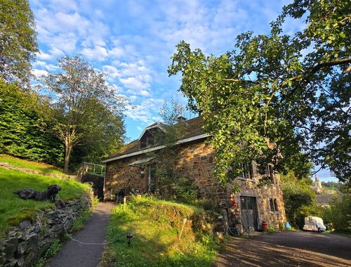                                        Arbeiderswoning te koop in Vielsalm, € 354.000
