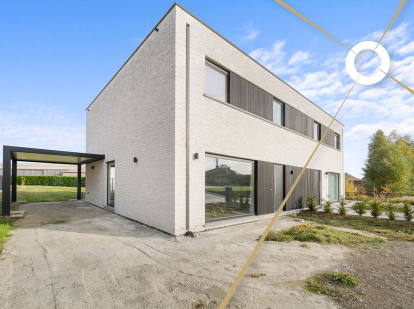 Maison à vendre
                    à 8970 Poperinge