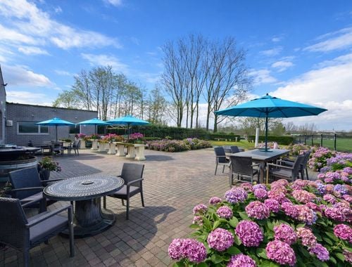                                         Bâtiment commercial à vendre à Saint-Léger, € 439.000
