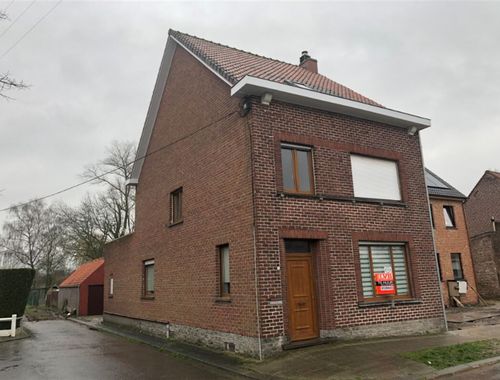                                         Maison à louer à Rollegem, € 800
