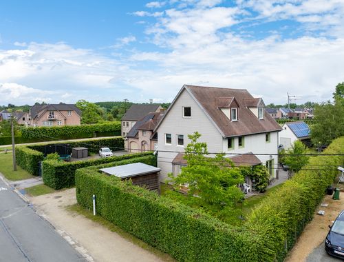                                         Woning te koop in Merelbeke, € 765.000
