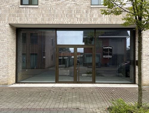                                         Handelszaak te huur in Heusden, € 1.500
