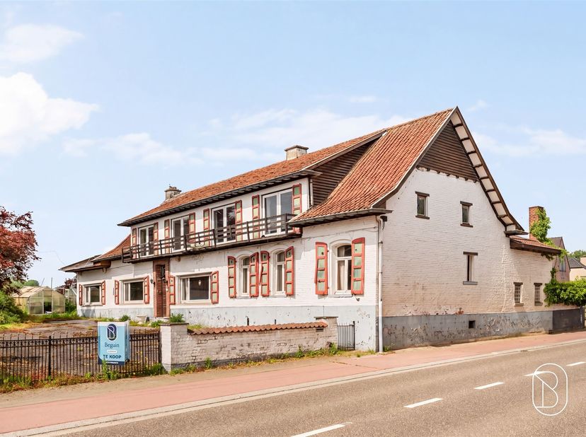 Maison à vendre à Steenweg 22,
                    9660 Parike
