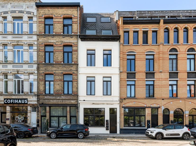 Appartement te koop in Kempischdok-Westkaai 32,
                    2000 Antwerpen