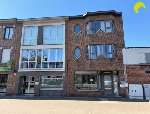                                         Appartement à louer à Mortsel, € 910

