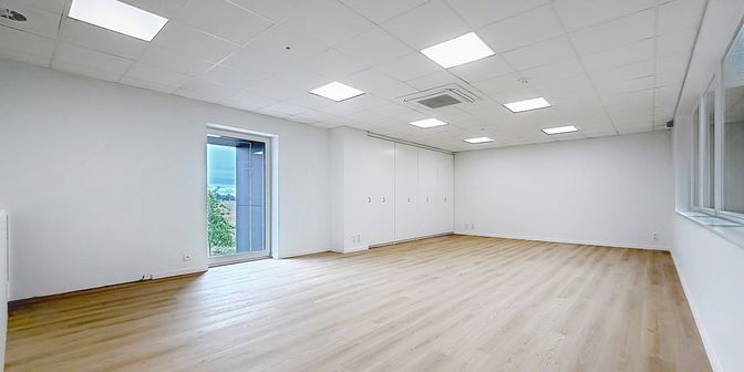 Bedrijfsvastgoed te huur in Rue du Quai 19, 7730 Saint-Léger