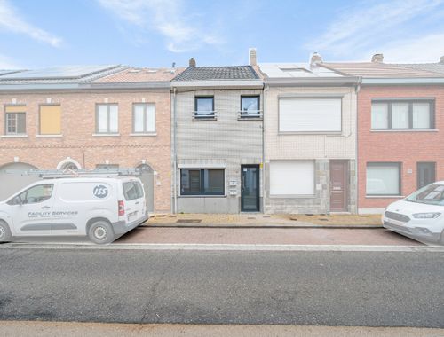                                         Usage mixte à vendre à Sint-Niklaas, € 265.000
