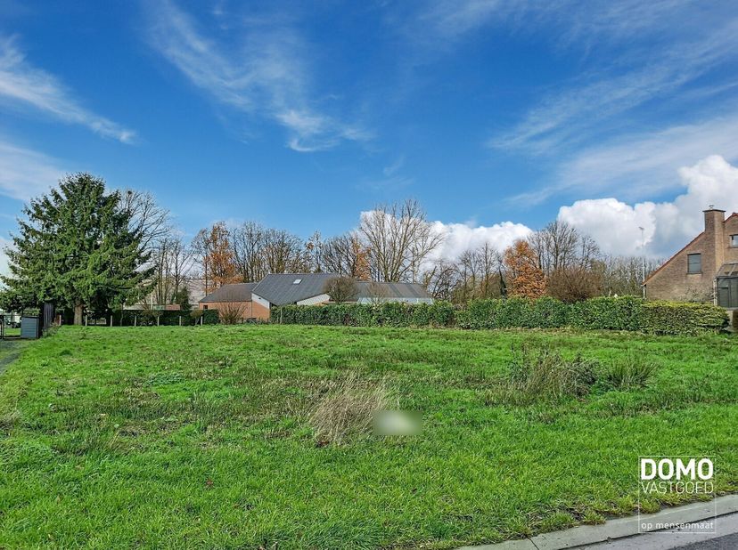 Terrain à vendre
                    à 3540 Schulen