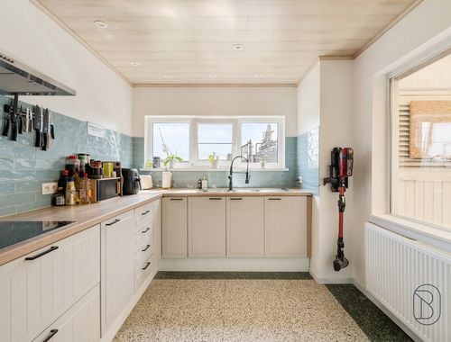                                         Maison à vendre à Anzegem, € 229.000
