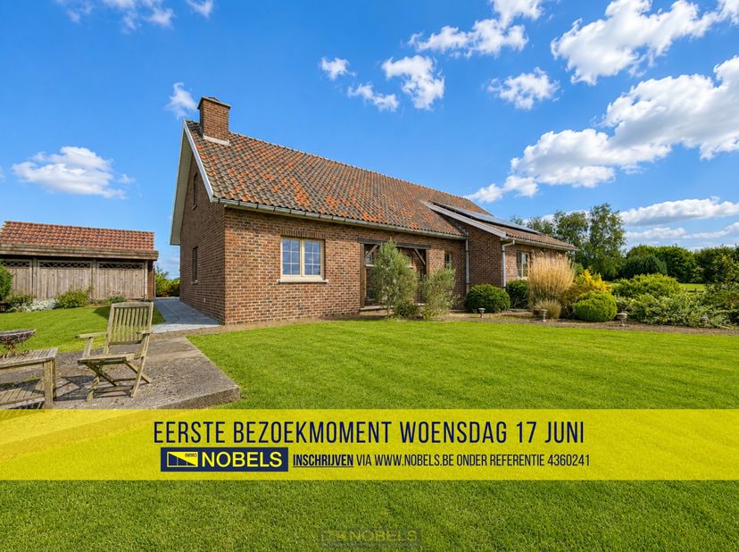 1ste bezoekdag woensdag 17 juni! Inschrijven kan via www.nobels.be onder referentienummer 4360241.<br />
<br />
RUIME OPEN BEBOUWING gelegen op een pr