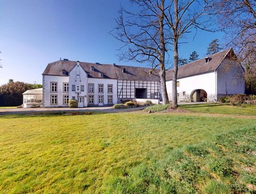                                         Château à vendre à Durbuy, € 945.000
