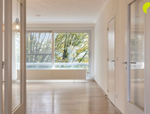                                         Appartement te huur in Mortsel, € 895
